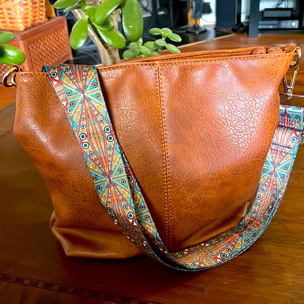 Brown Hobo Style Handbag
